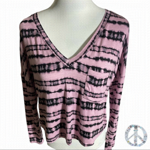 𝅺$5$ add on- DESIGN LAB  pink & black  tie dye crop.